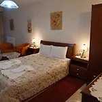 Lejlighedshotel Orama - Serene Plastira Retreat With Stunning Views