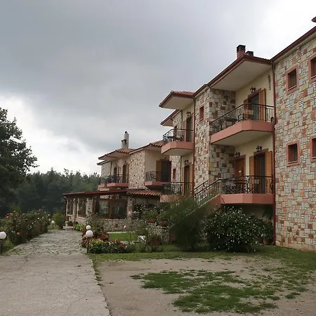 Orama Aparthotel 3*
