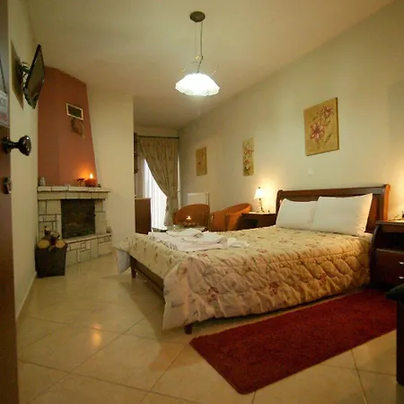 Orama - Serene Plastira Retreat With Stunning Views 公寓式酒店 3*