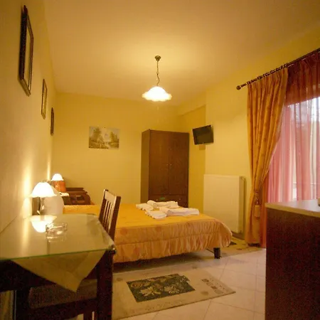 Orama - Serene Plastira Retreat With Stunning Views 公寓式酒店 3*