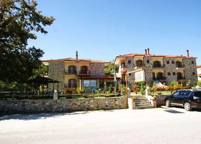 Ξενοδοχείο με διαμερίσματα Orama - Serene Plastira Retreat With Stunning Views 3*