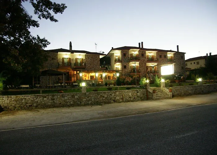 Orama - Serene Plastira Retreat With Stunning Views Ξενοδοχείο με διαμερίσματα 3*