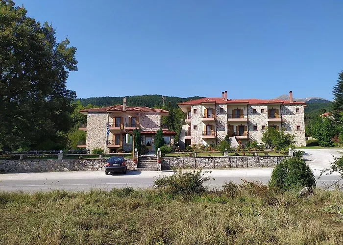 Ξενοδοχείο με διαμερίσματα Orama - Serene Plastira Retreat With Stunning Views