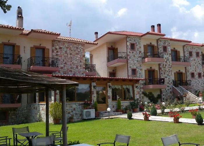 Orama - Serene Plastira Retreat With Stunning Views Ξενοδοχείο με διαμερίσματα